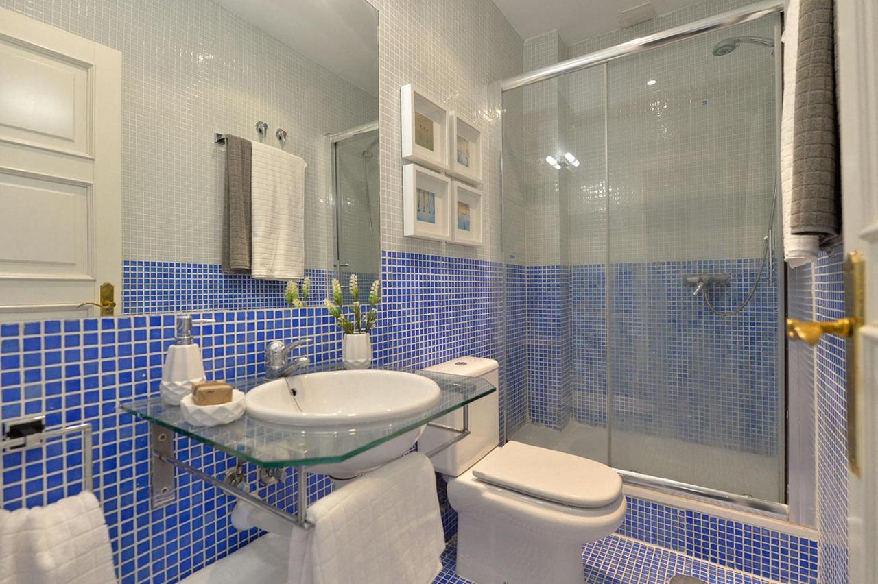 Homeabout Puerta Del Sol Premium Madrid Ngoại thất bức ảnh